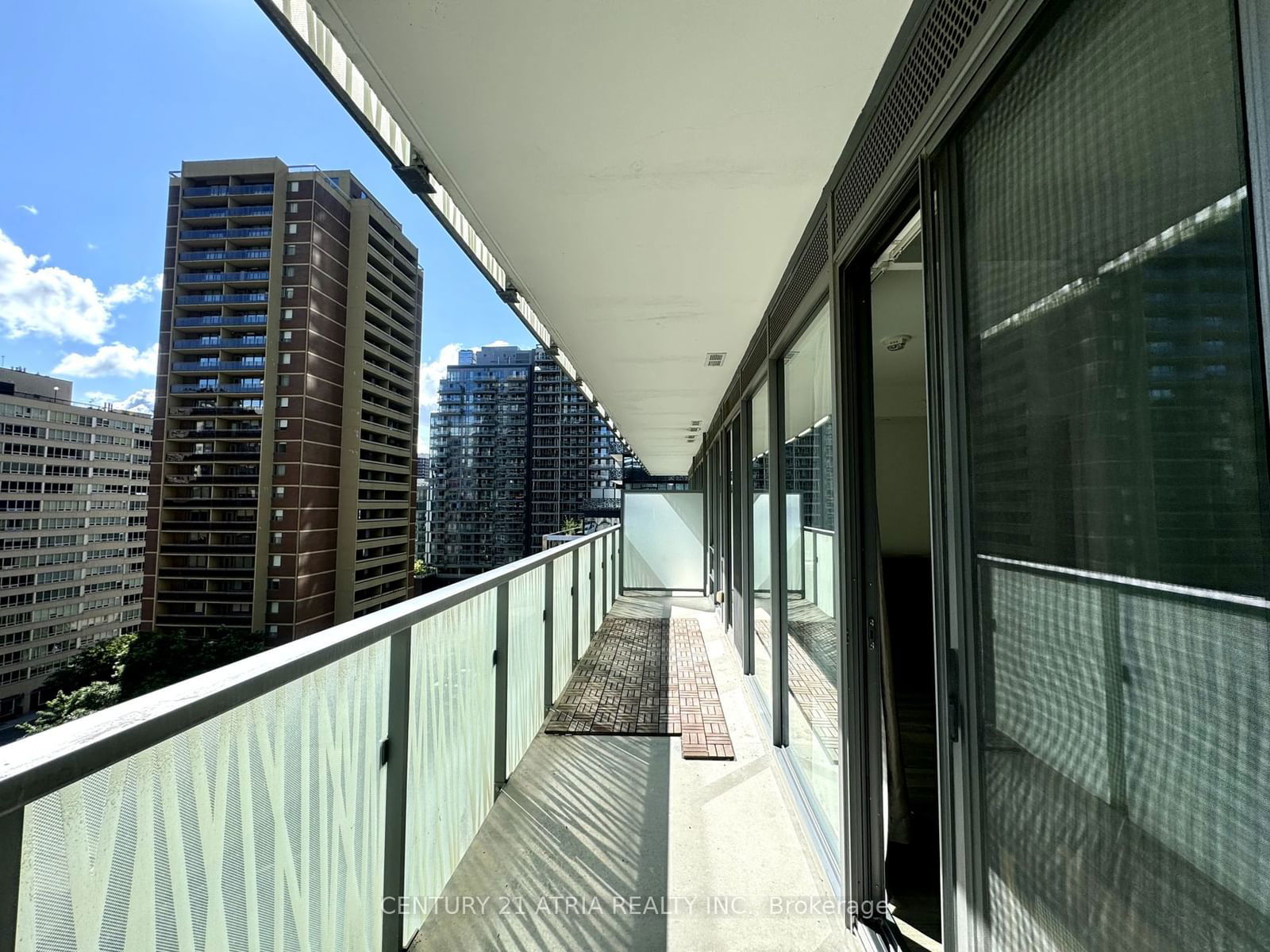 50 Charles St E, unit 901 for rent - image #19