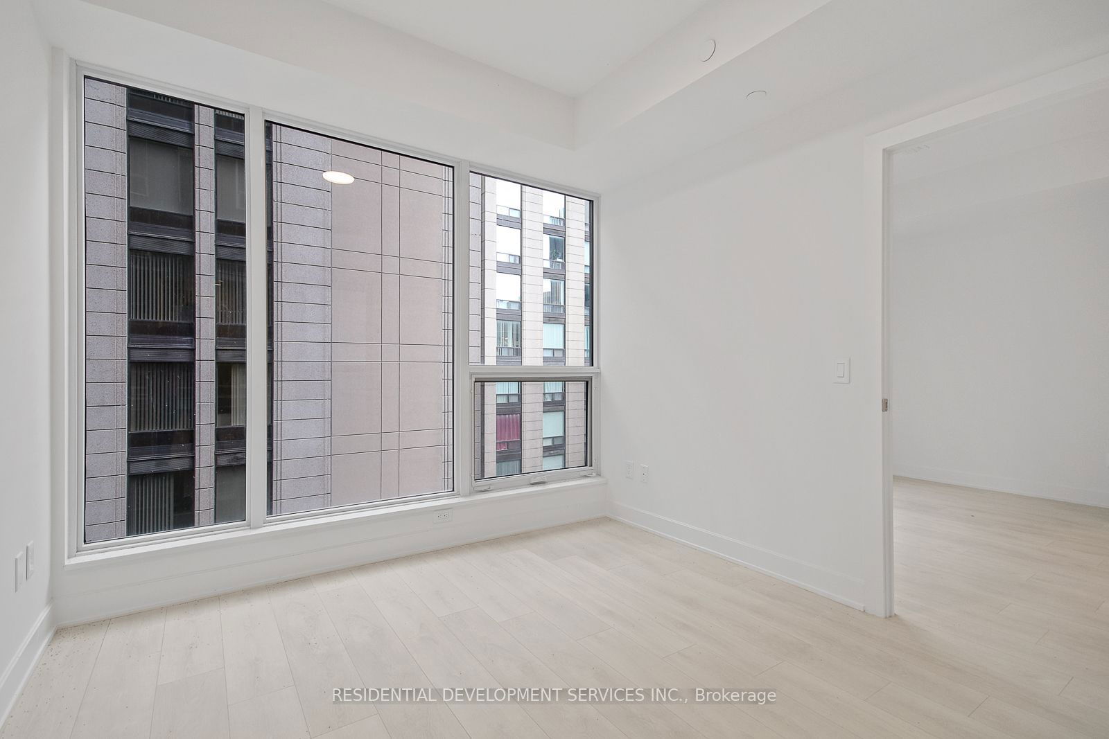 15 Mercer St, unit 1107 for rent - image #18