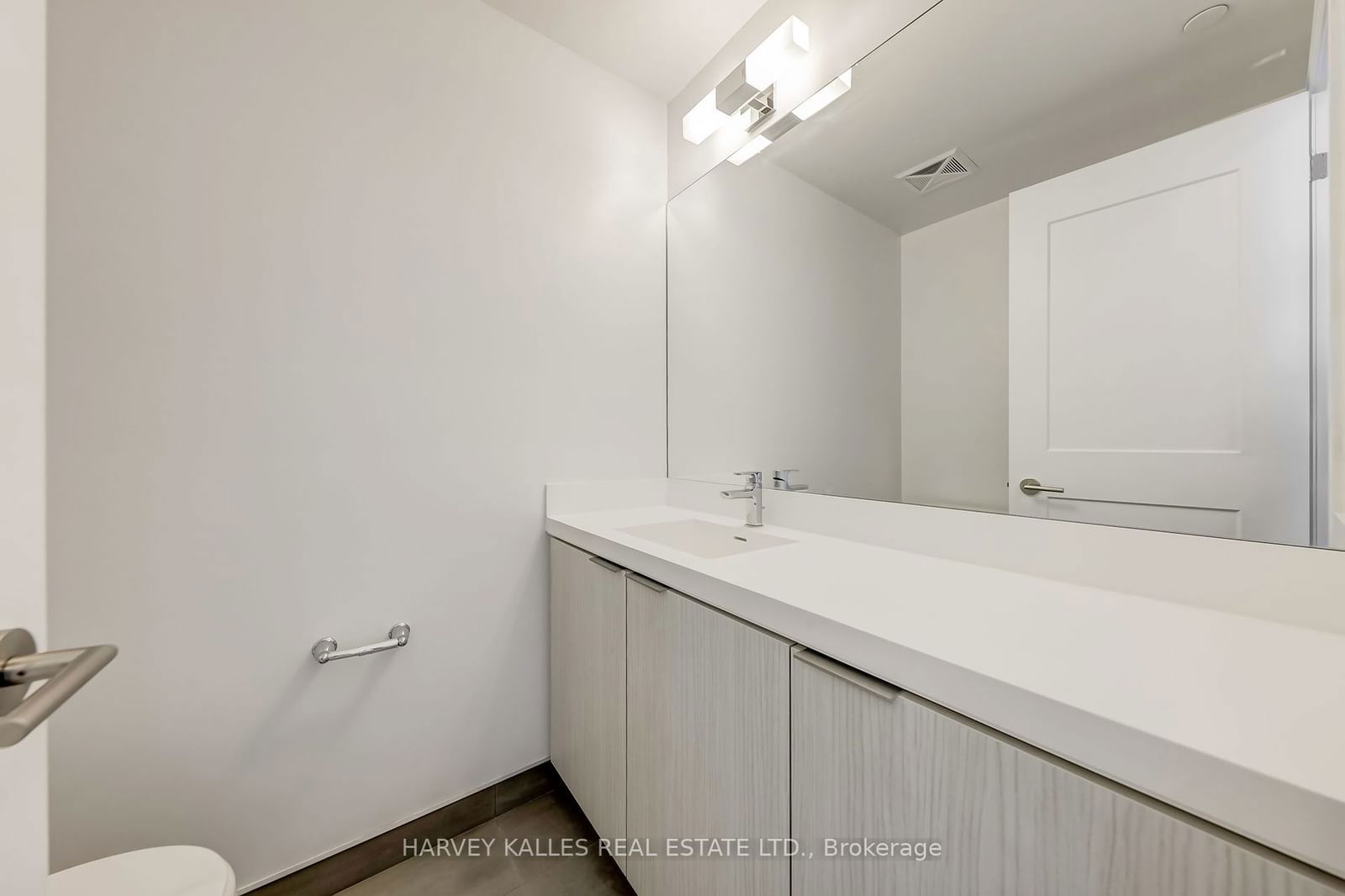 25 Holly St, unit PH05 for sale - image #20