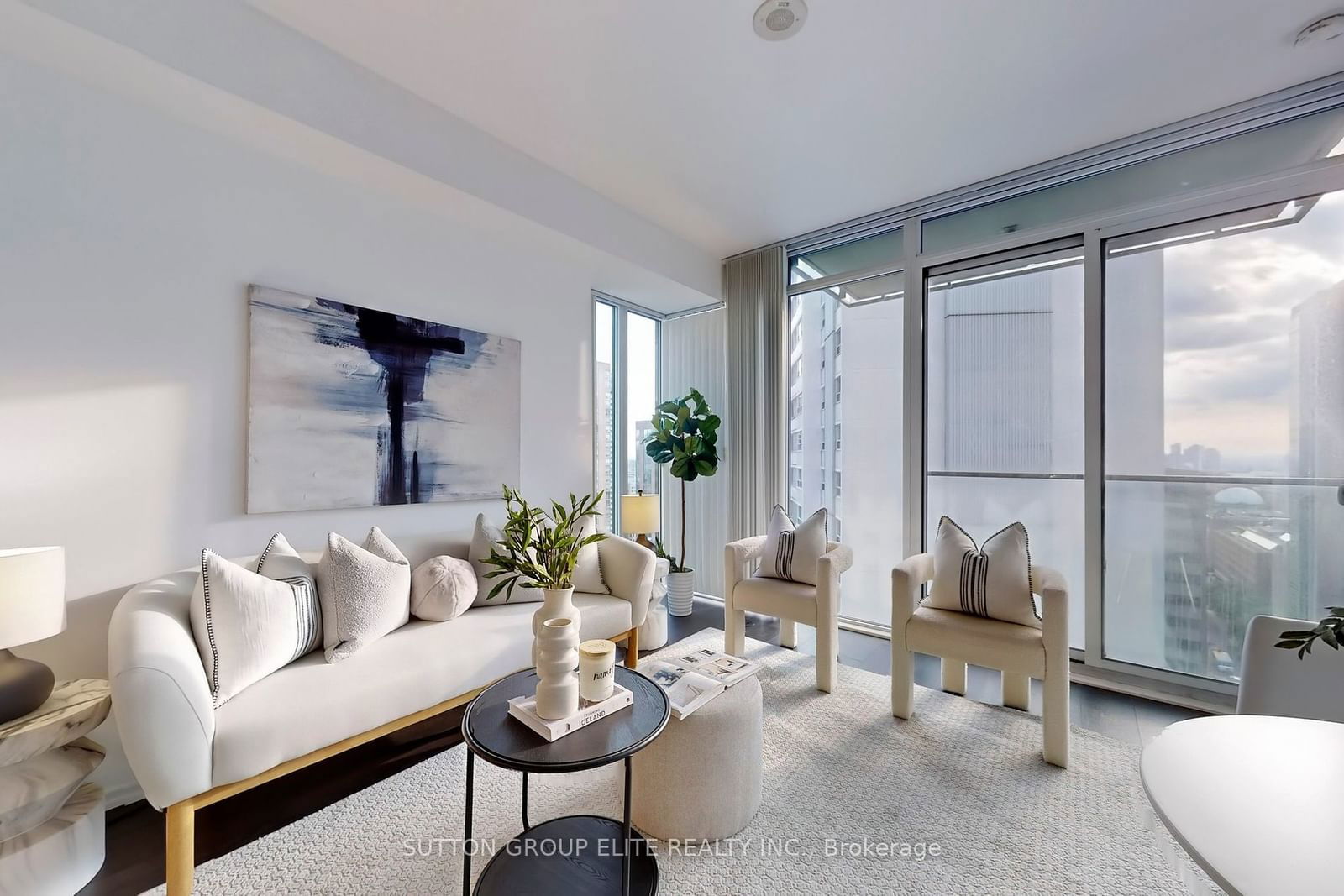 75 St Nicholas St, unit 1705 for sale - image #6