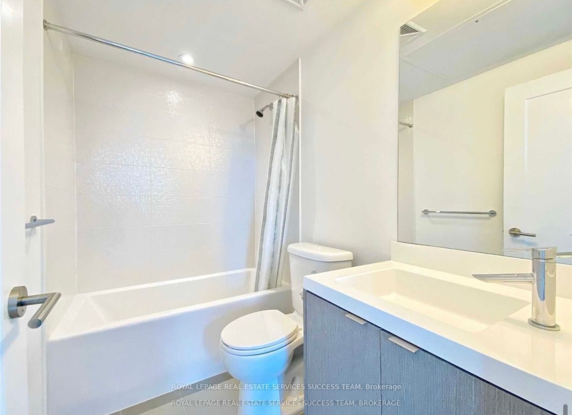 10 York St, unit 1305 for rent - image #12