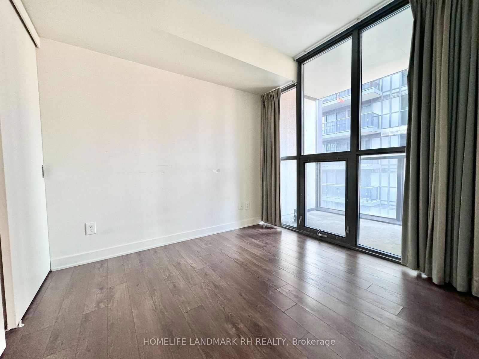 110 Charles St E, unit 1308 for rent - image #18