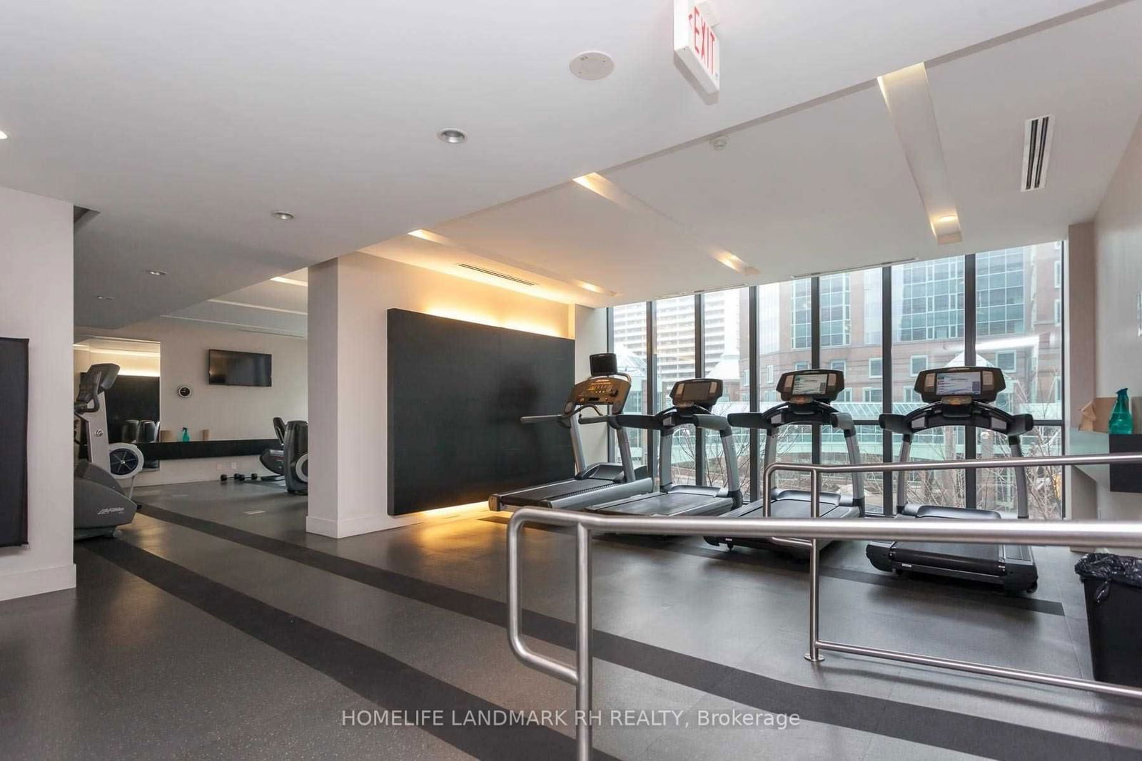 110 Charles St E, unit 1308 for rent - image #26