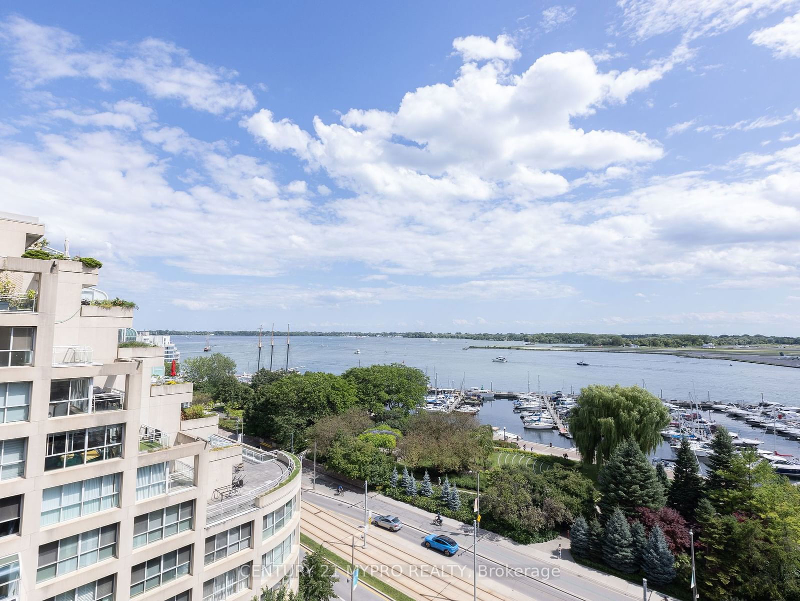 500 Queens Quay, unit Ph1001E for sale