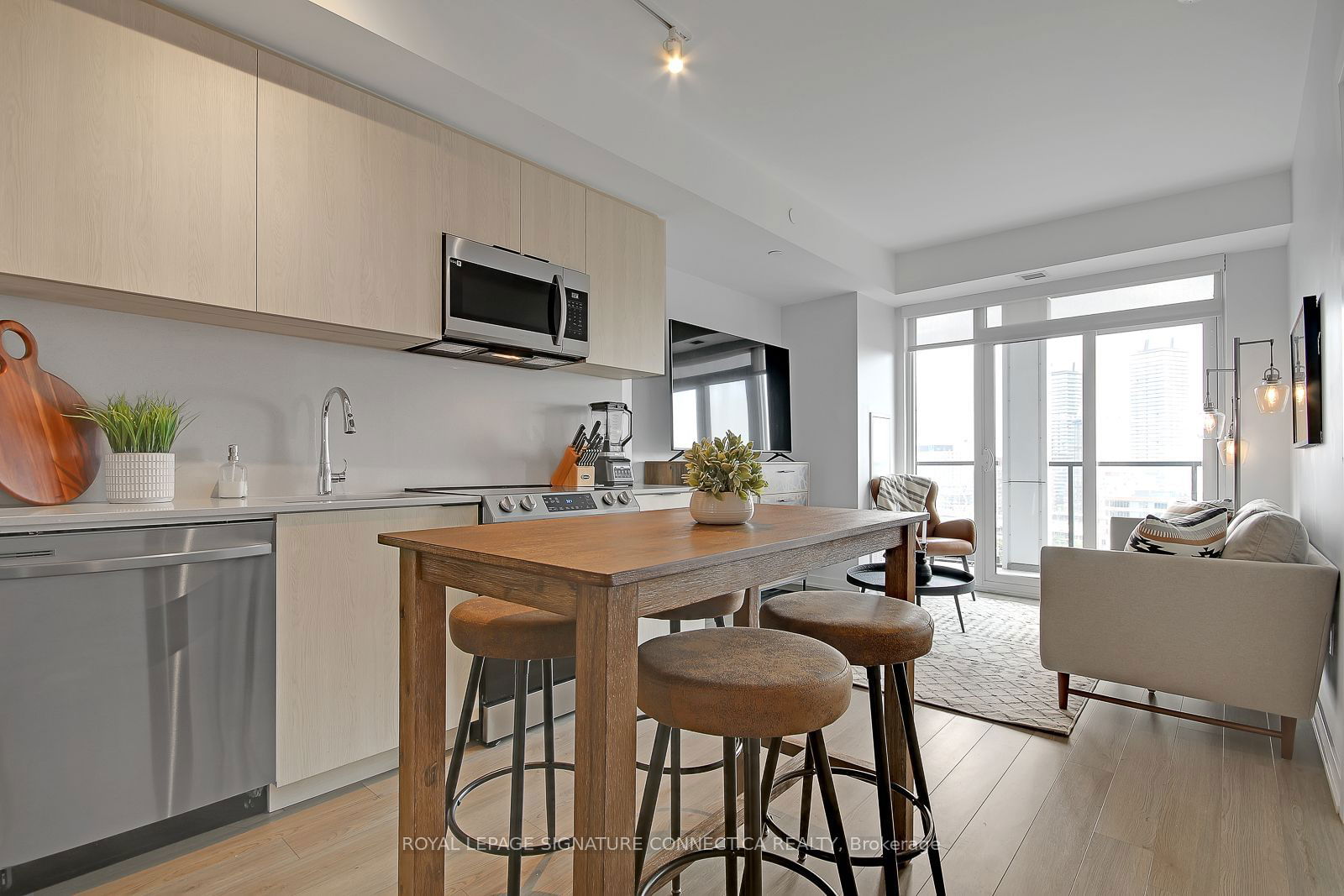 50 Power St, unit 1109 for rent - image #9