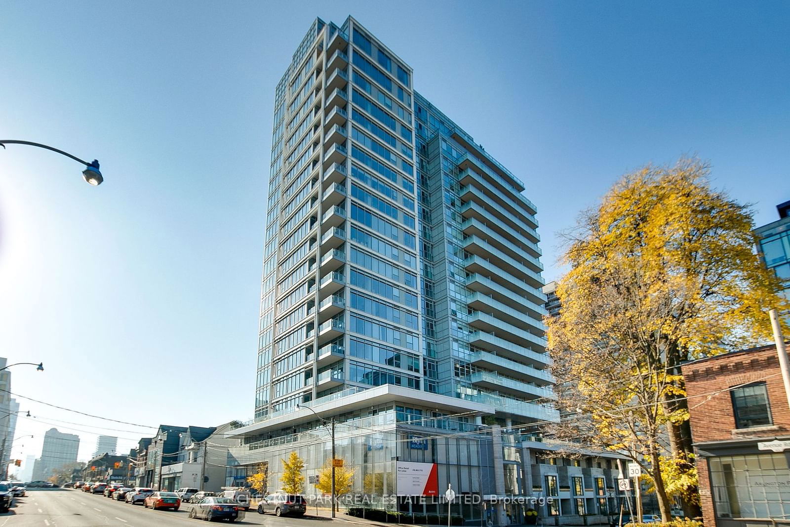 170 Avenue Rd, unit 703 for sale - image #1