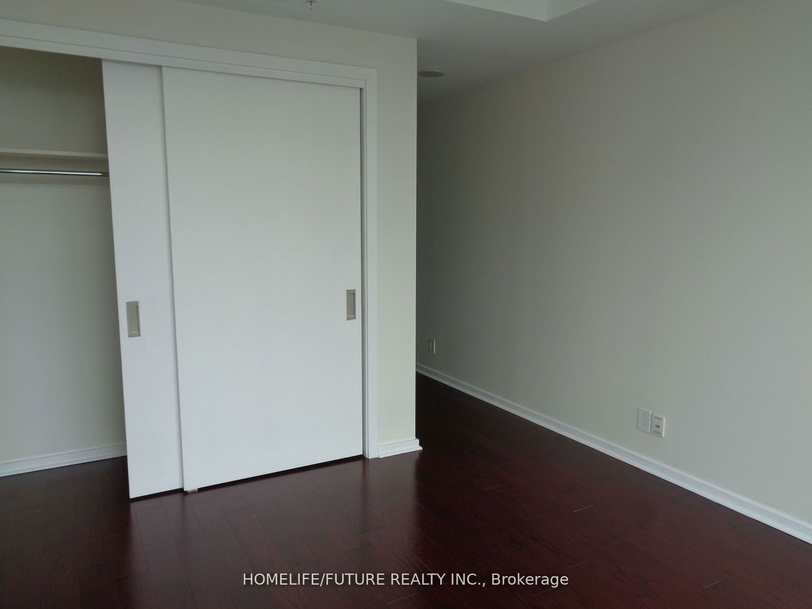 180 University Ave, unit 4807 for rent