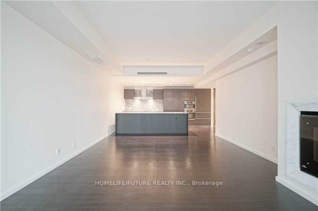 180 University Ave, unit 4807 for rent - image #6