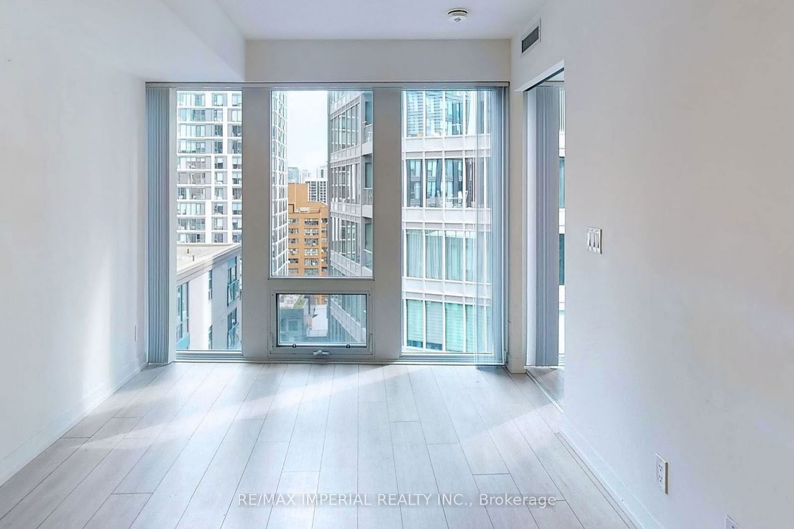 60 Shuter St, unit 1512 for rent - image #11