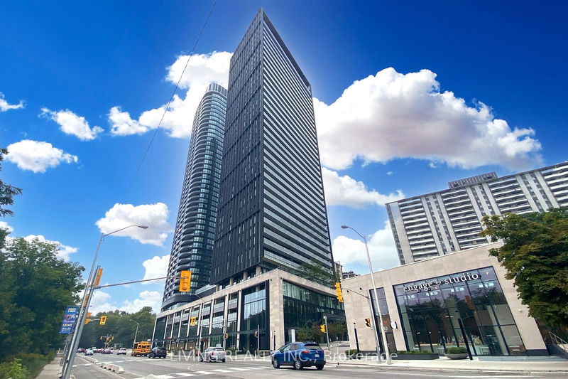 575 Bloor St E, unit 809 for sale