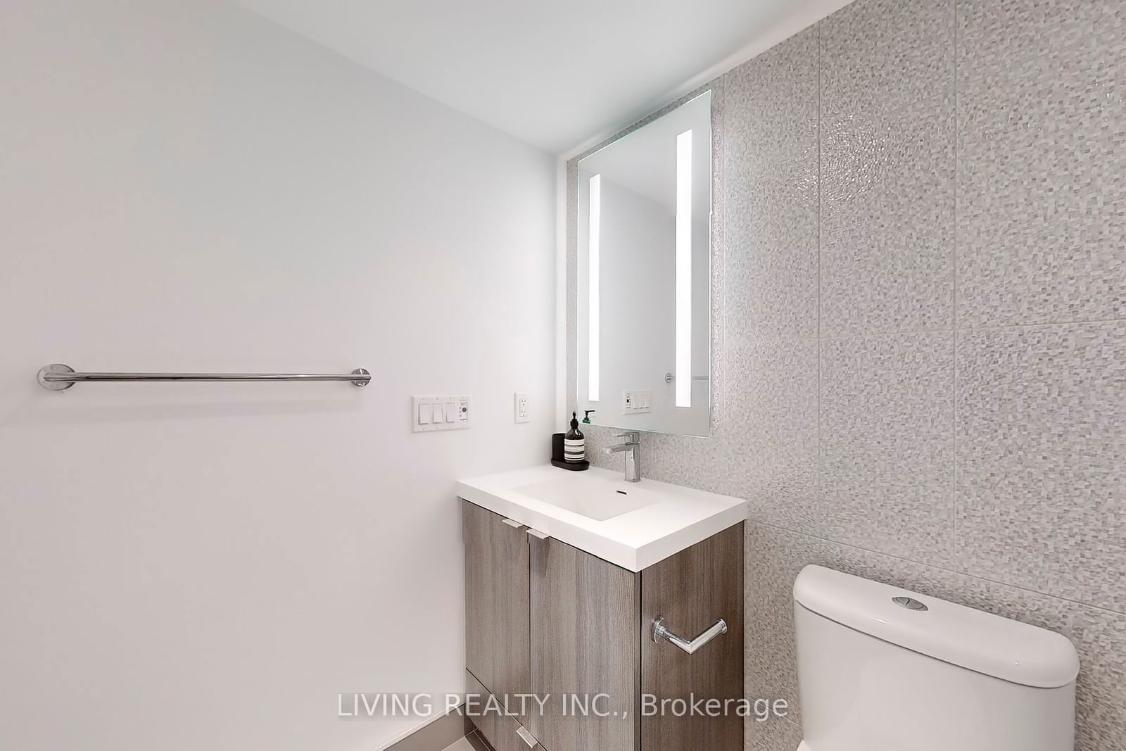 575 Bloor St E, unit 809 for sale - image #32