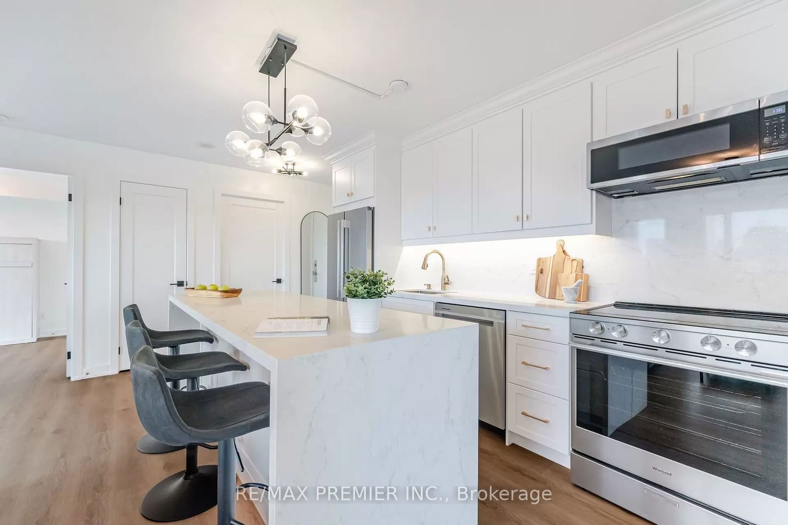 80 Western Battery Rd, unit 1606 for sale - image #8