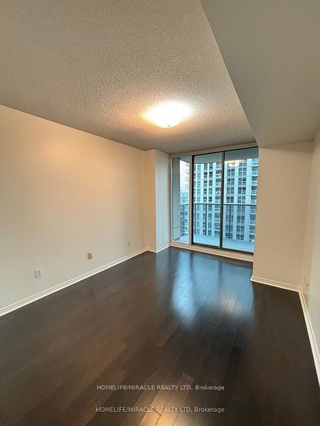 750 Bay St, unit 2210 for sale