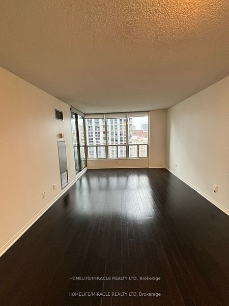 750 Bay St, unit 2210 for sale