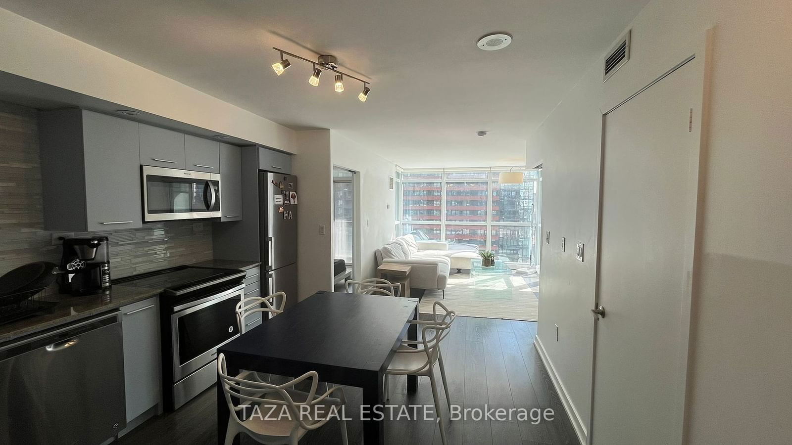 8 Telegram Mews, unit 1006 for rent - image #7