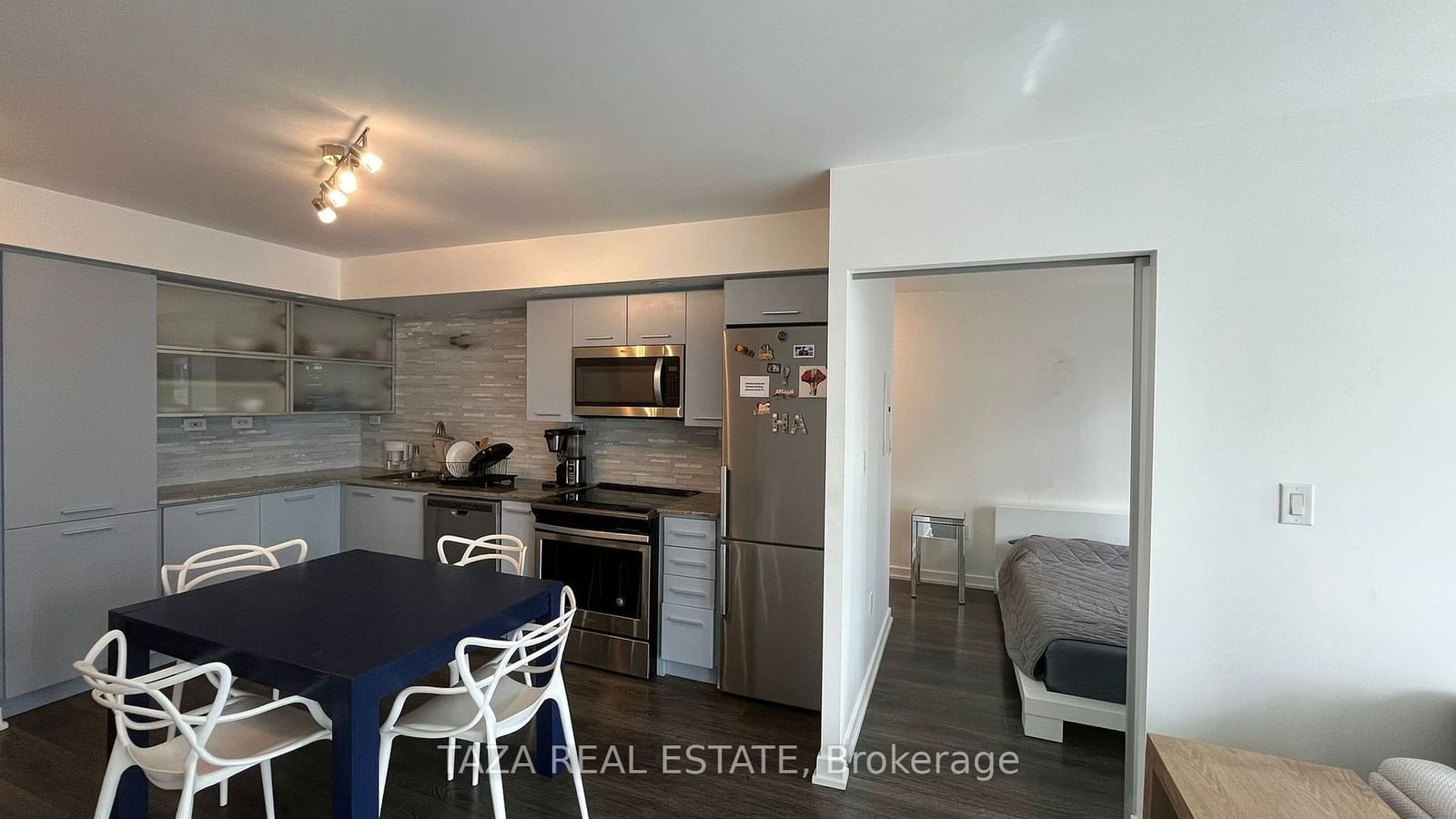 8 Telegram Mews, unit 1006 for rent - image #8