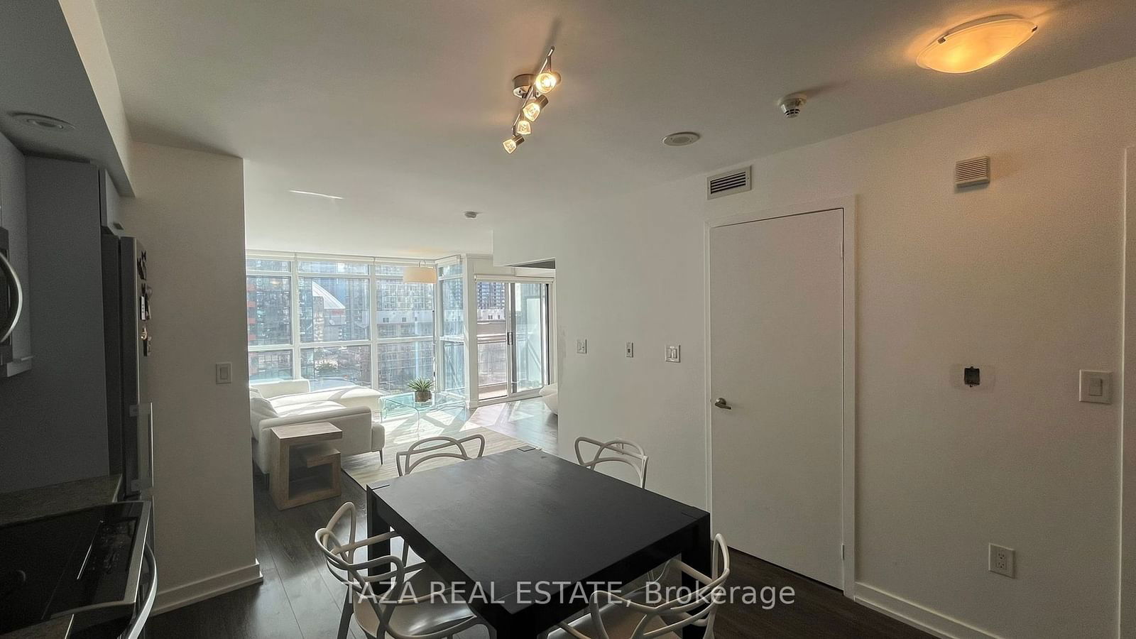 8 Telegram Mews, unit 1006 for rent - image #6