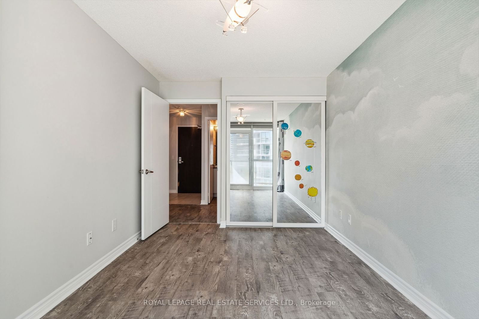 25 Lower Simcoe St, unit 1807 for rent - image #21