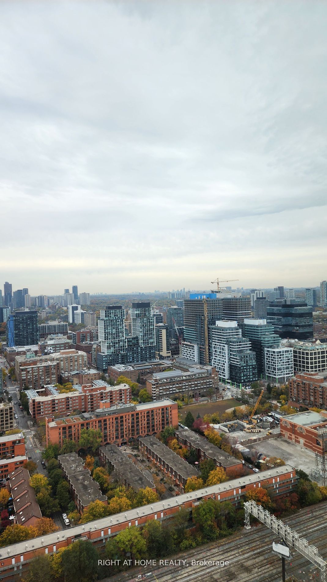 Lighthouse East Tower Condos, Downtown, Toronto