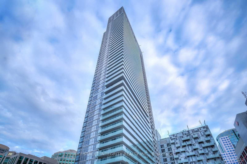 300 Front St, unit 1212A for rent - image #1