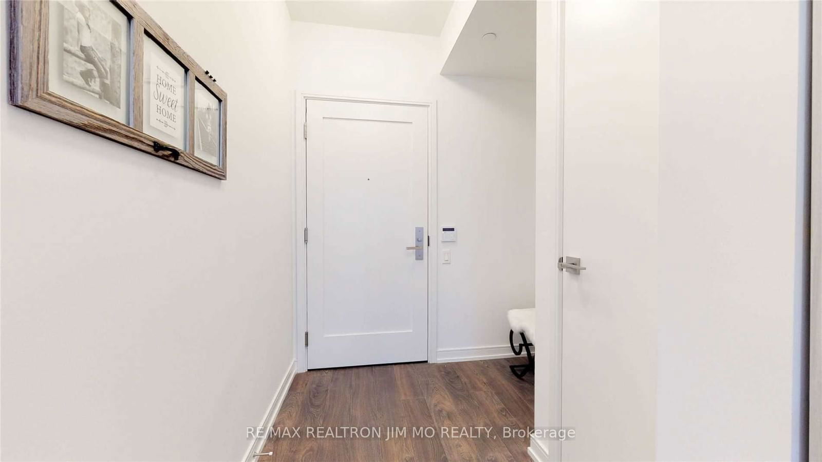 28 Wellesley St E, unit 706 for sale - image #10