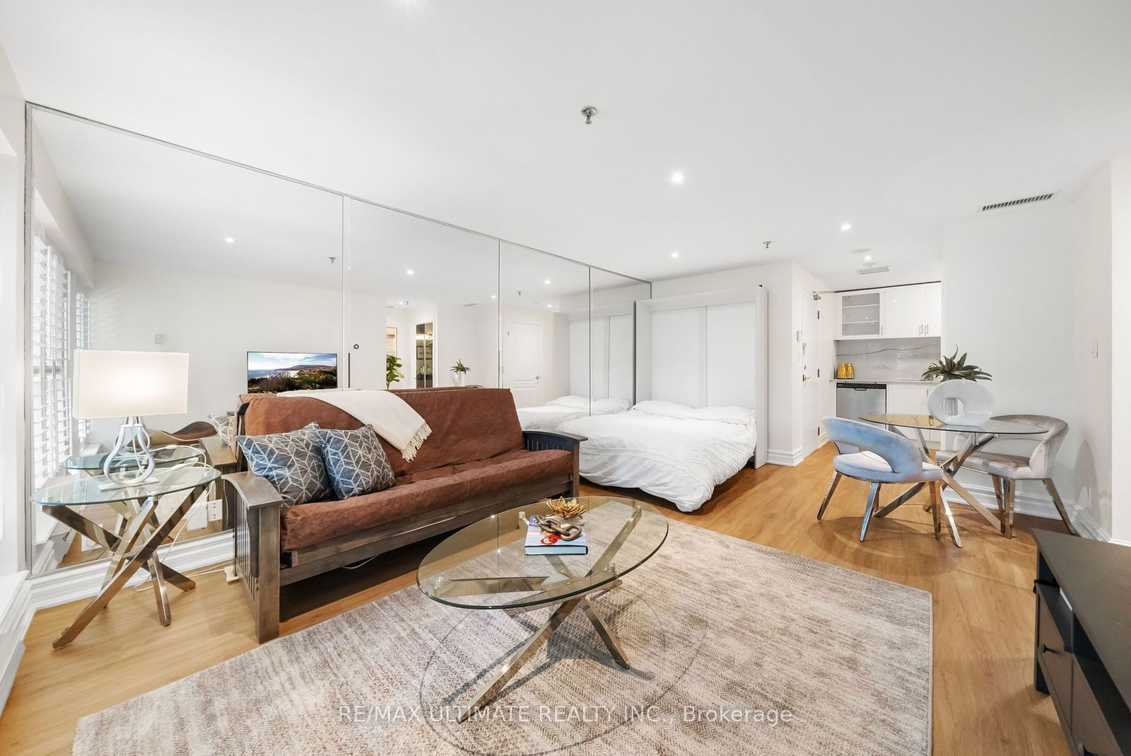 1 Watergarden Way, unit 2 for sale - image #21