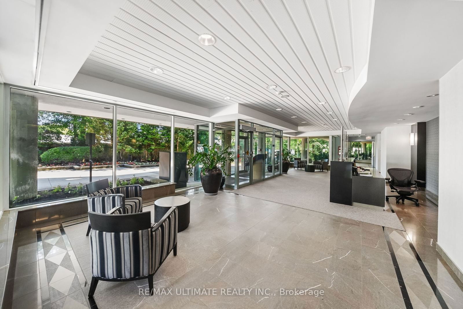 1 Watergarden Way, unit 2 for sale - image #34