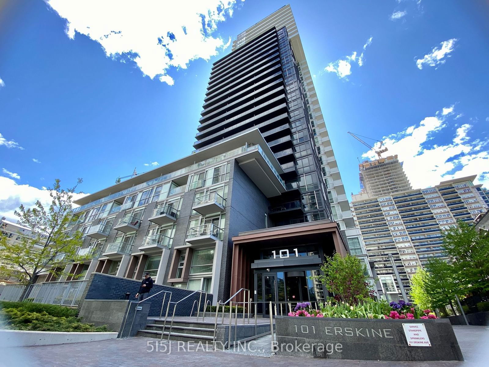 101 Erskine Ave, unit 1005 for rent - image #2