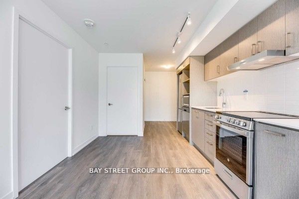 219 Dundas St E, unit 1111 for rent