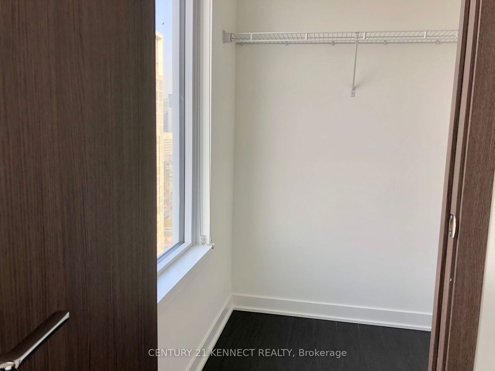 17 Bathurst St, unit 4210 for rent