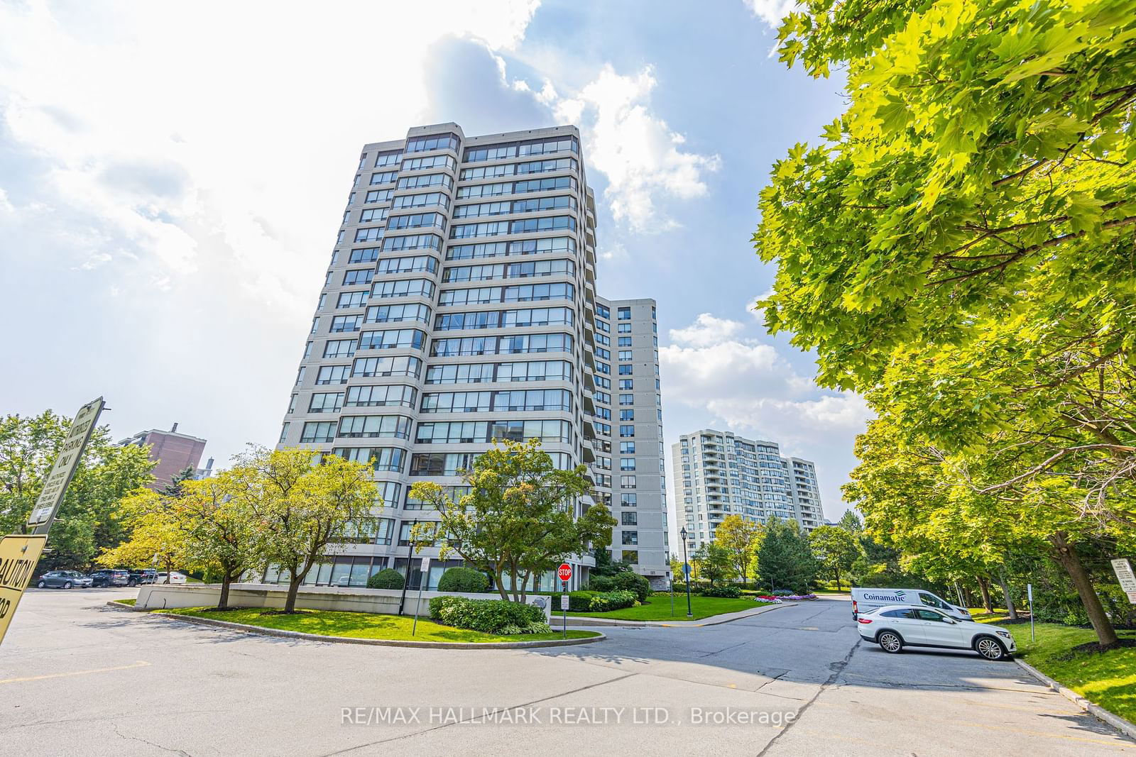 Primrose Towers I Condos, North York, Toronto