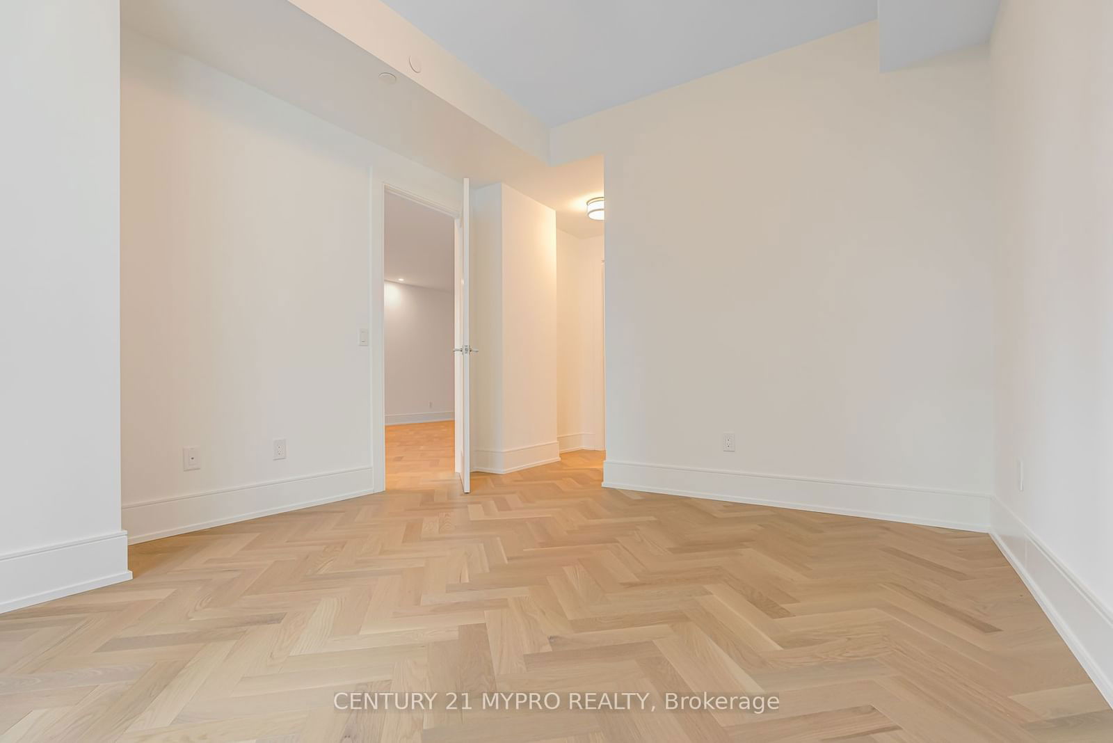 455 Wellington St W, unit 606 for sale - image #27