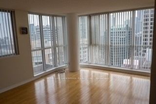 736 Bay St, unit 2210 for rent - image #1