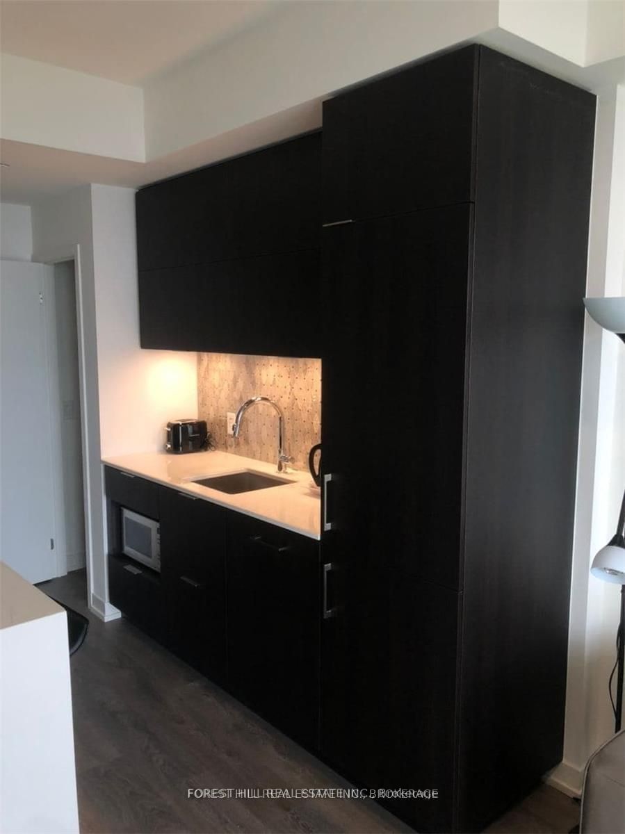 15 Lower Jarvis St, unit 1804 for rent