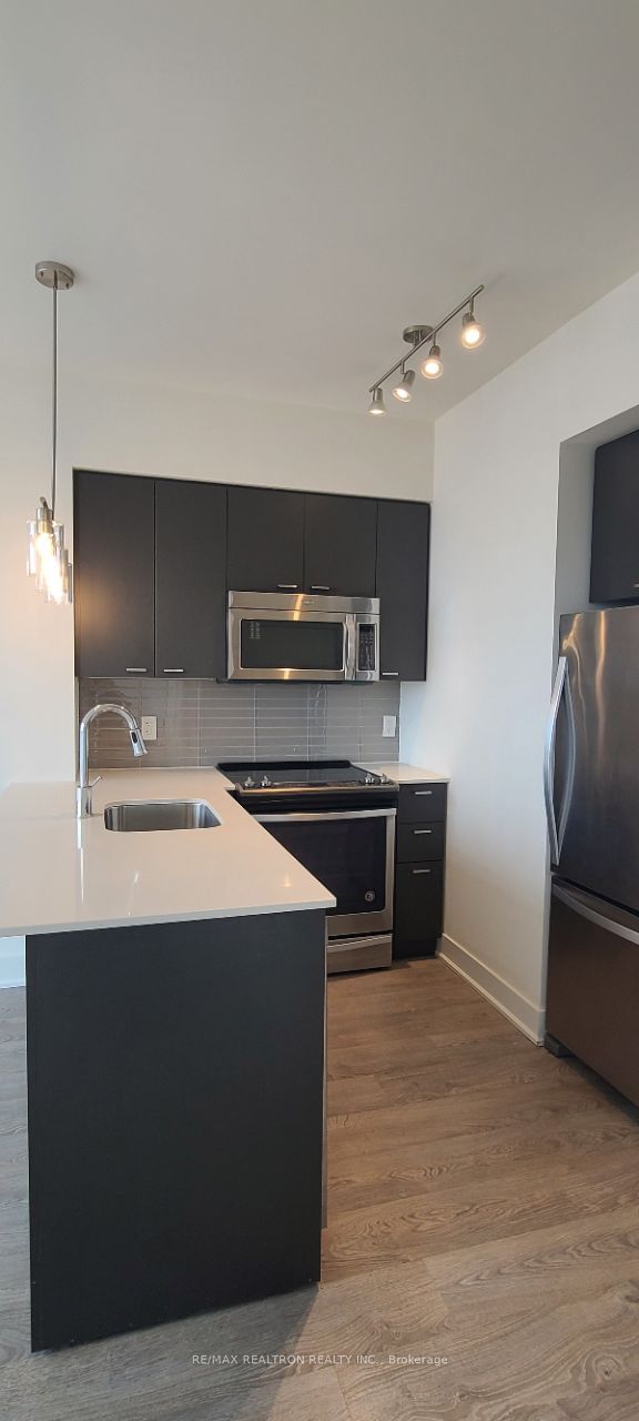 30 Roehampton Ave, unit 2907 for rent - image #2