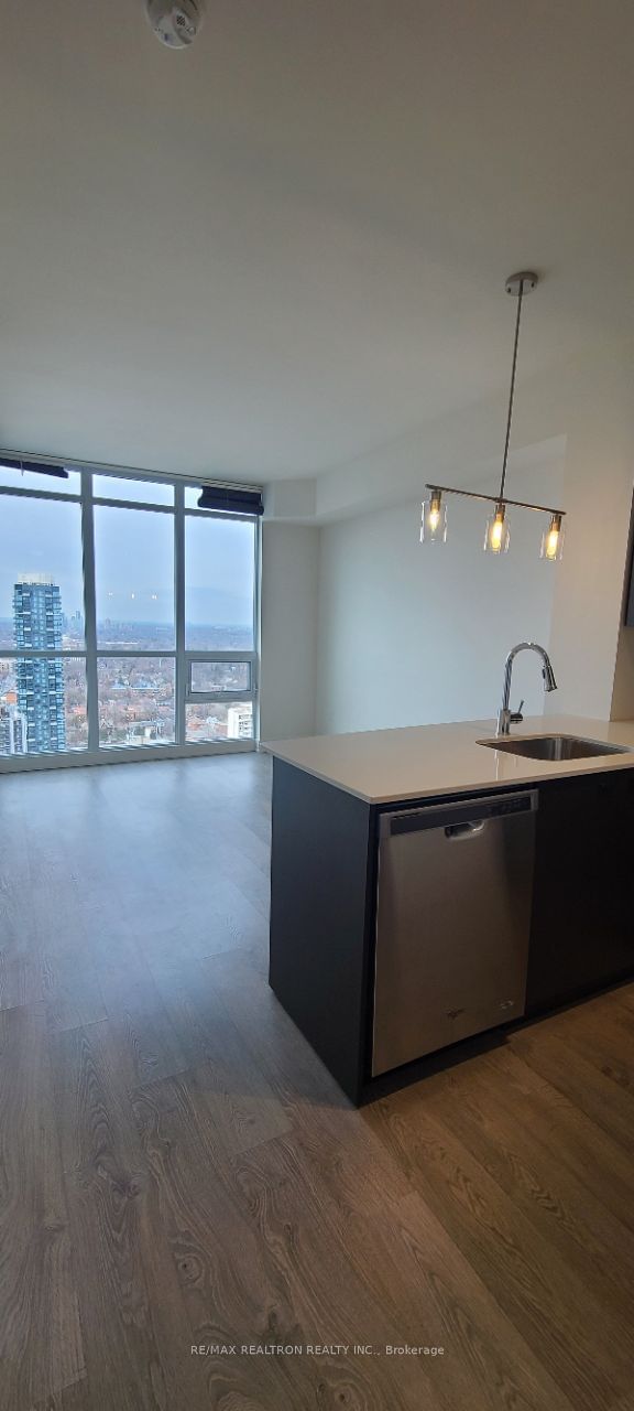 30 Roehampton Ave, unit 2907 for rent - image #5