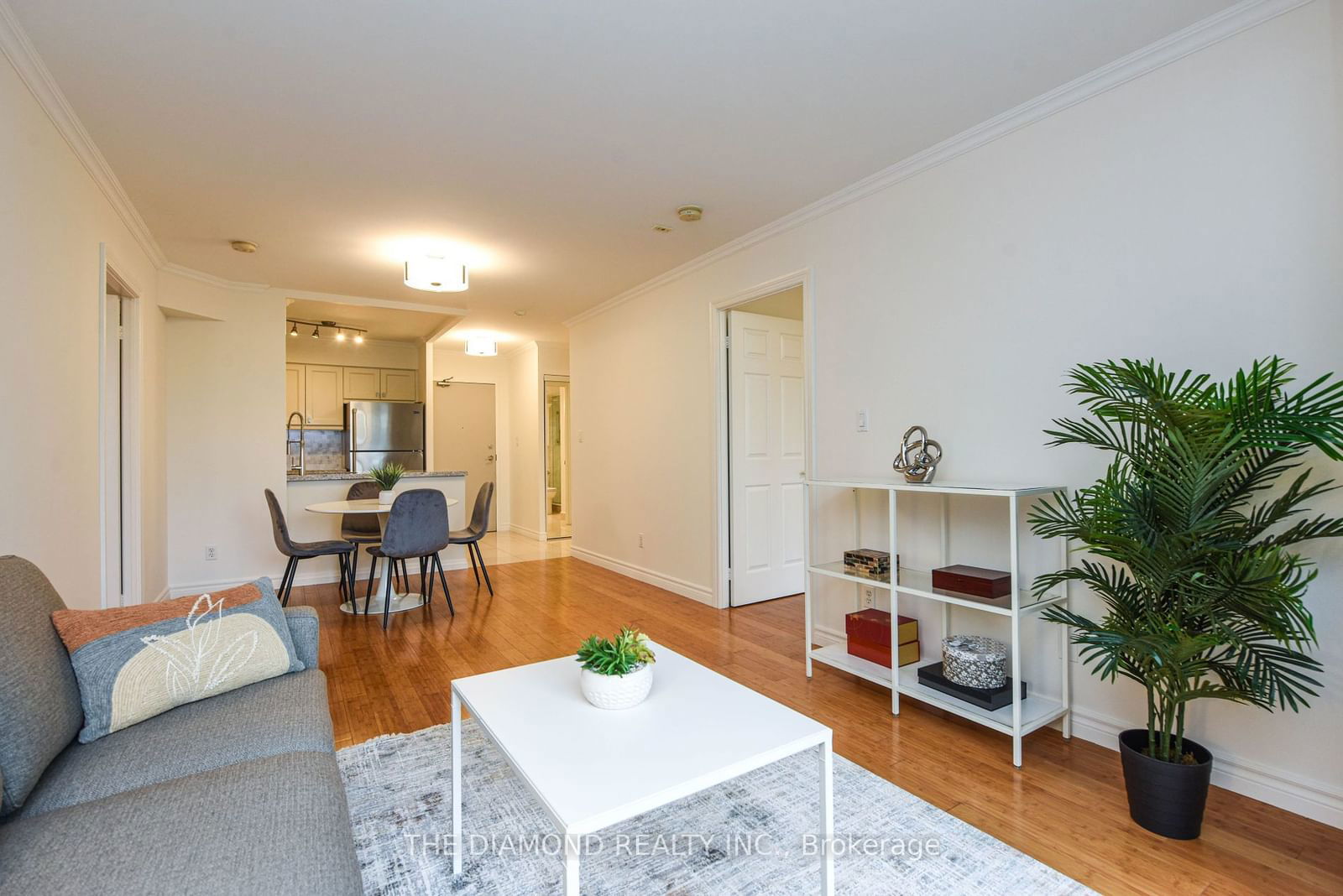 260 Merton St, unit 710 for sale - image #15