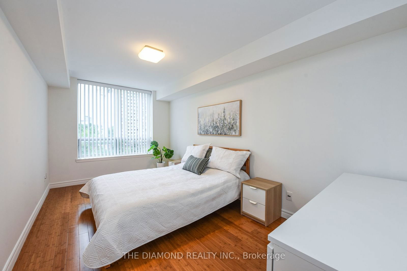 260 Merton St, unit 710 for sale - image #26