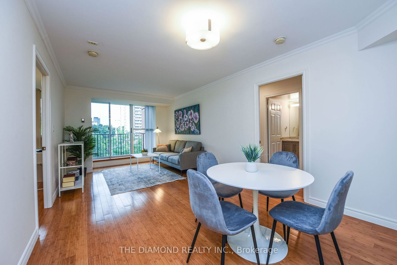 260 Merton St, unit 710 for sale