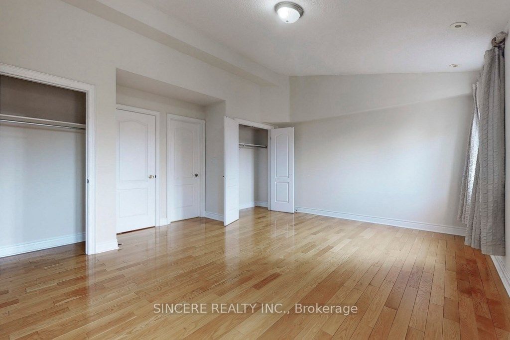 2 Clairtrell Rd, unit C for sale - image #12