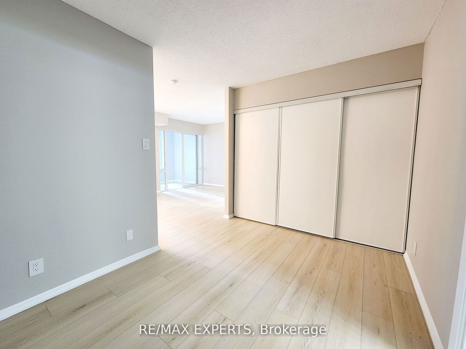 44 Gerrard St W, unit 508 for rent - image #16