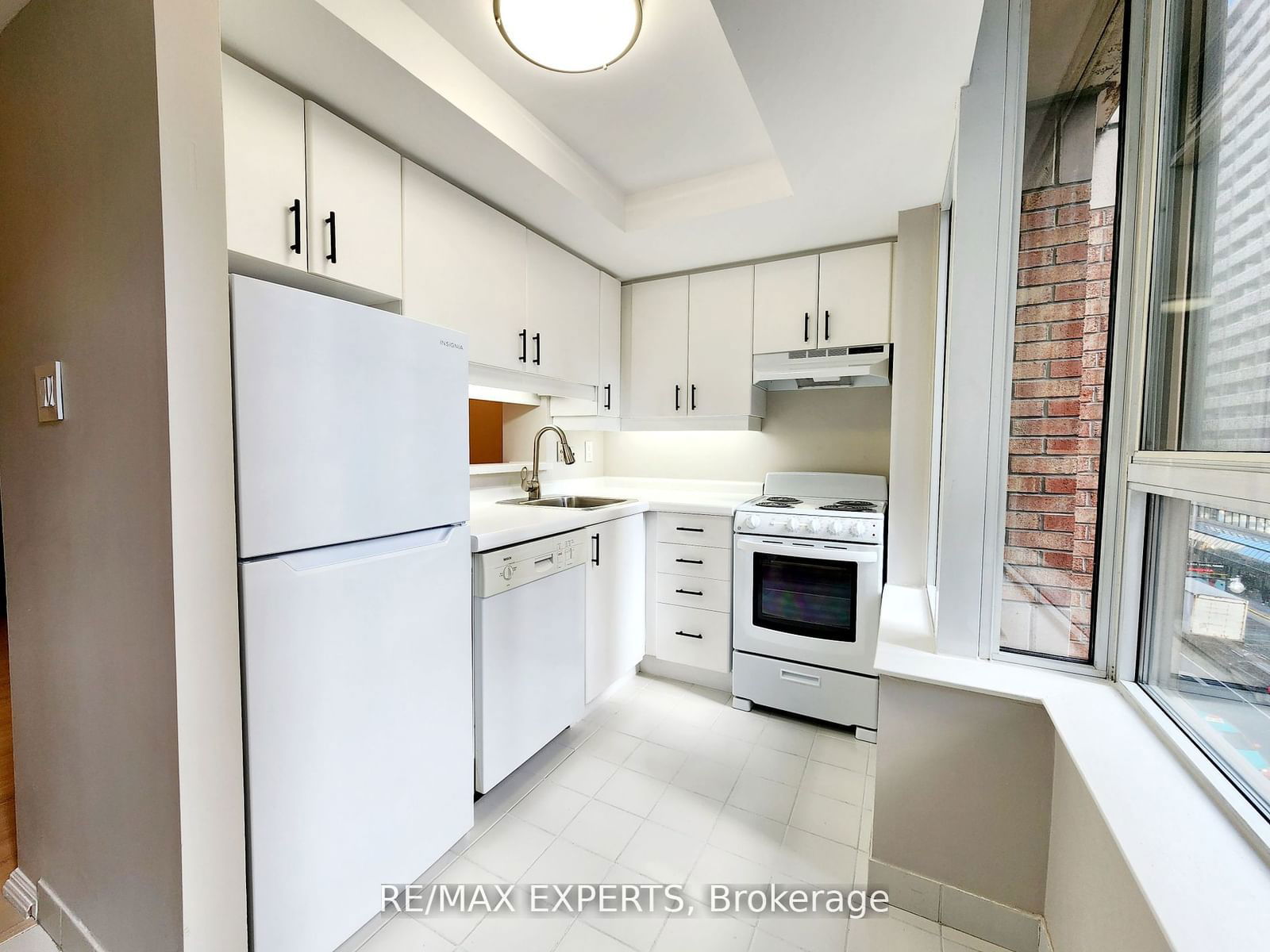 44 Gerrard St W, unit 508 for rent - image #3