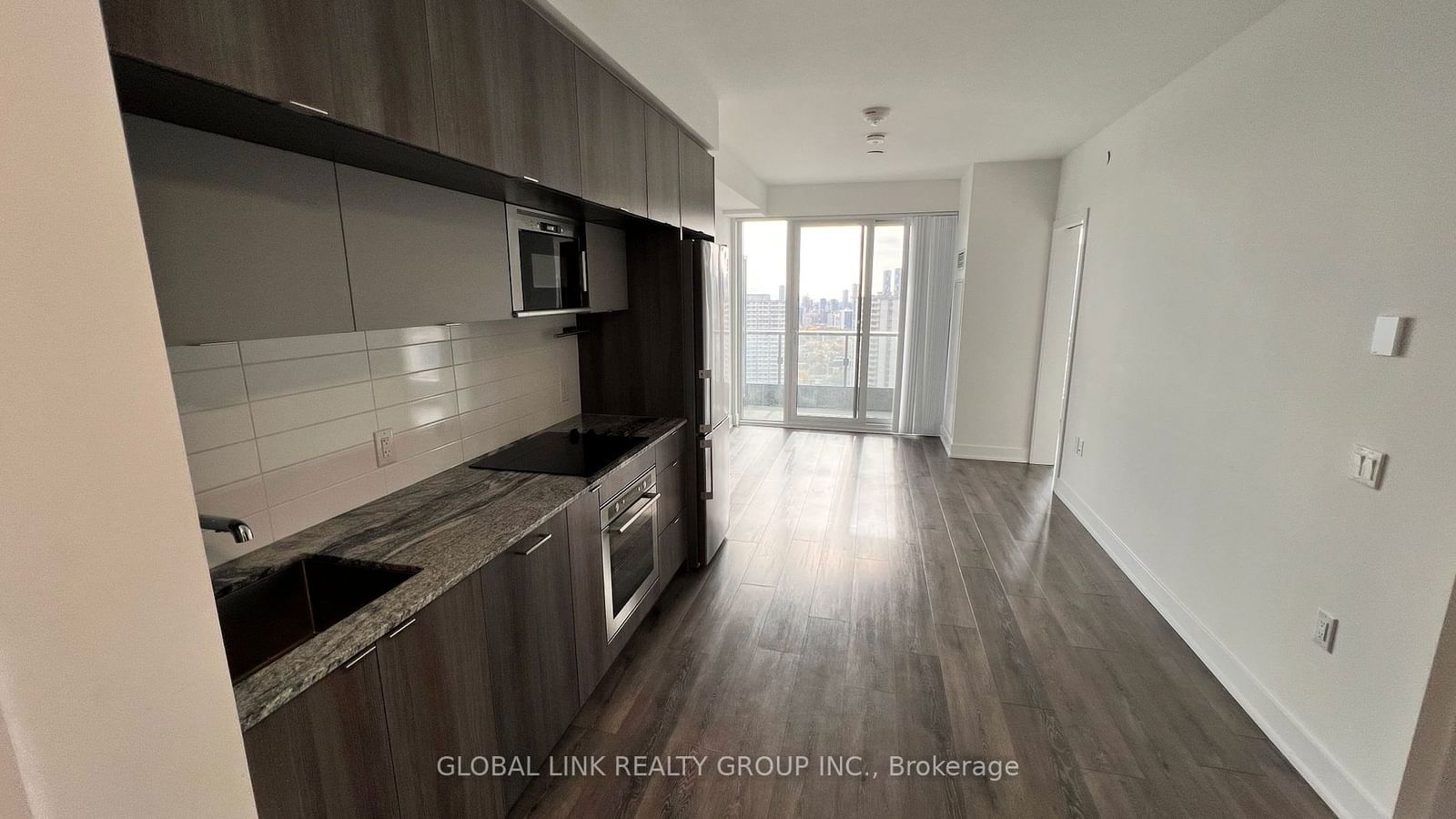 585 bloor St E, unit 3021 for rent