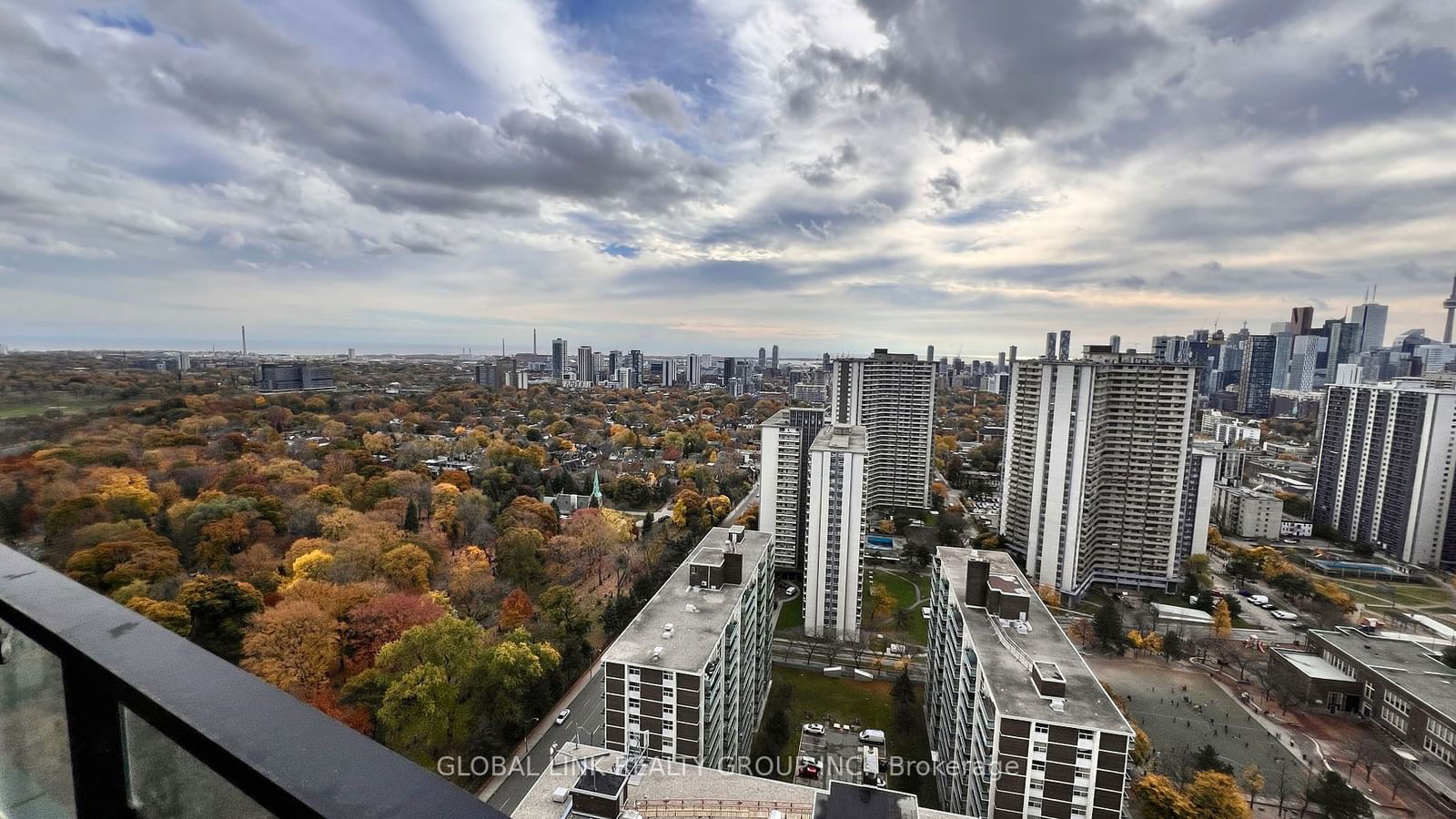 585 bloor St E, unit 3021 for rent