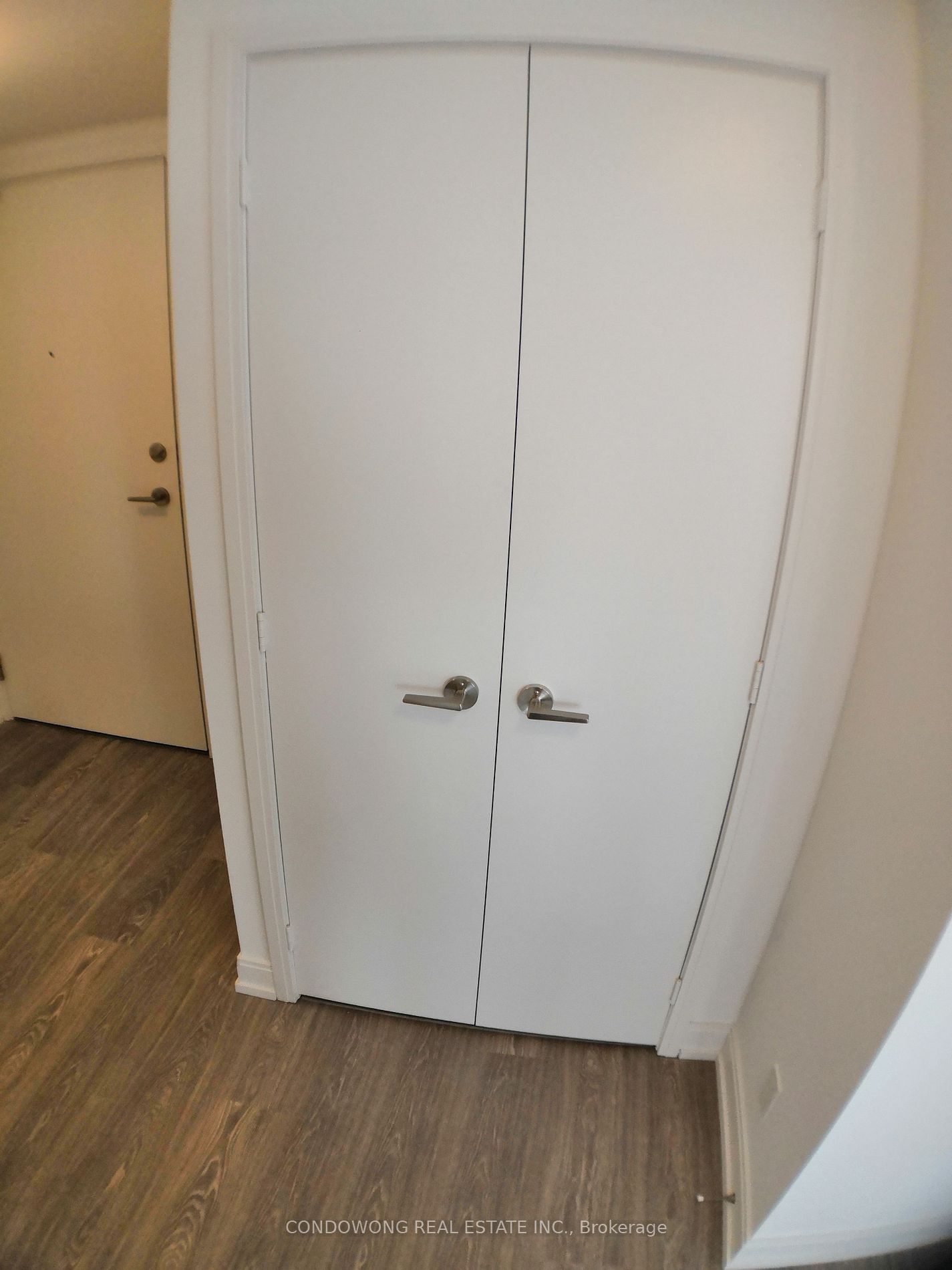 181 Dundas St E, unit 3905 for rent - image #3