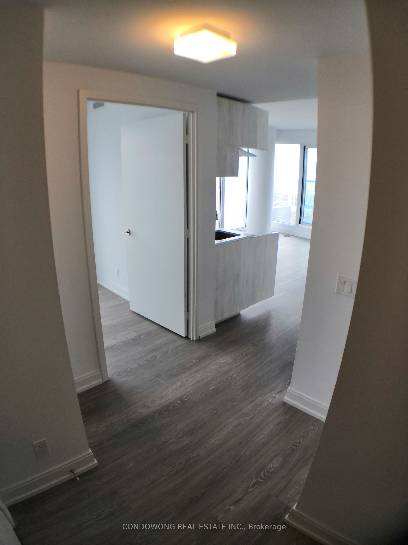 181 Dundas St E, unit 3905 for rent - image #4