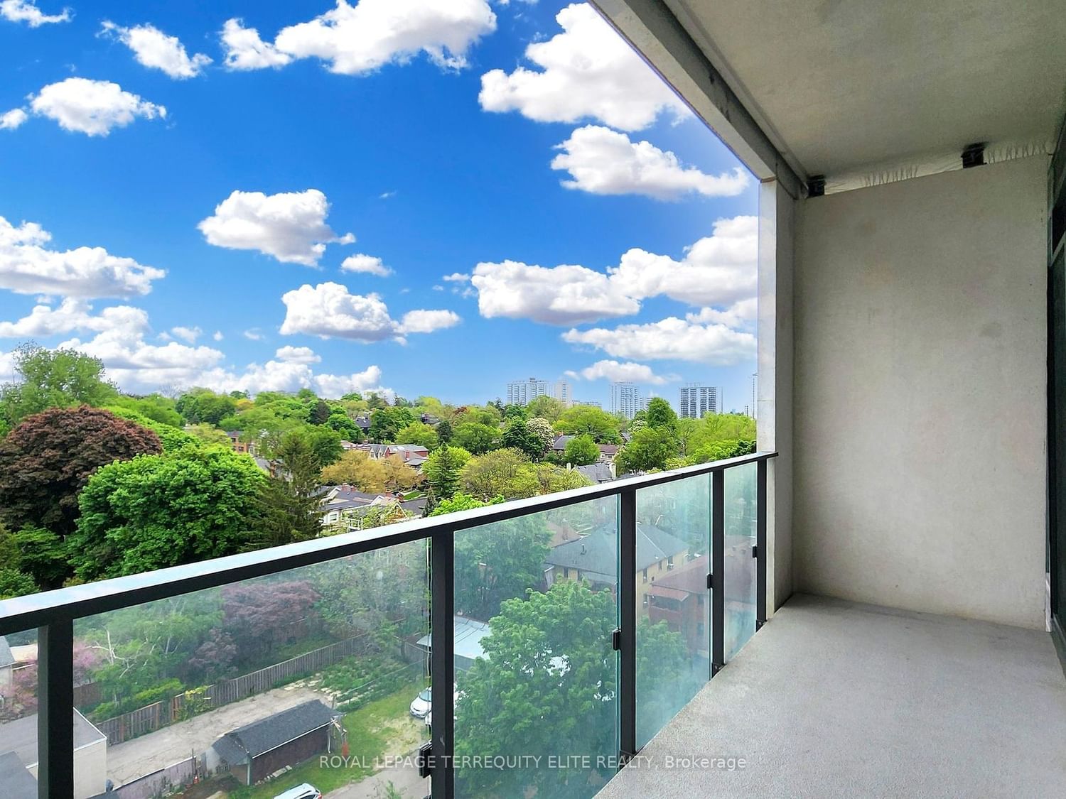 5 Soudan Ave, unit 908 for sale - image #30