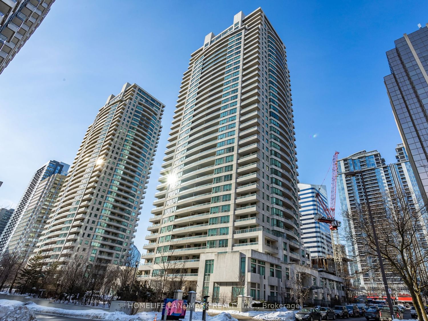 23 Hollywood Ave, unit 3508 for sale - image #2