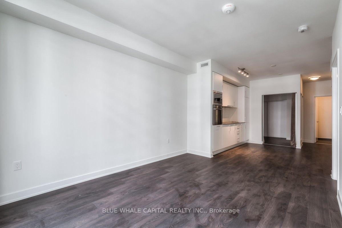 576 Front St W, unit 1216E for sale