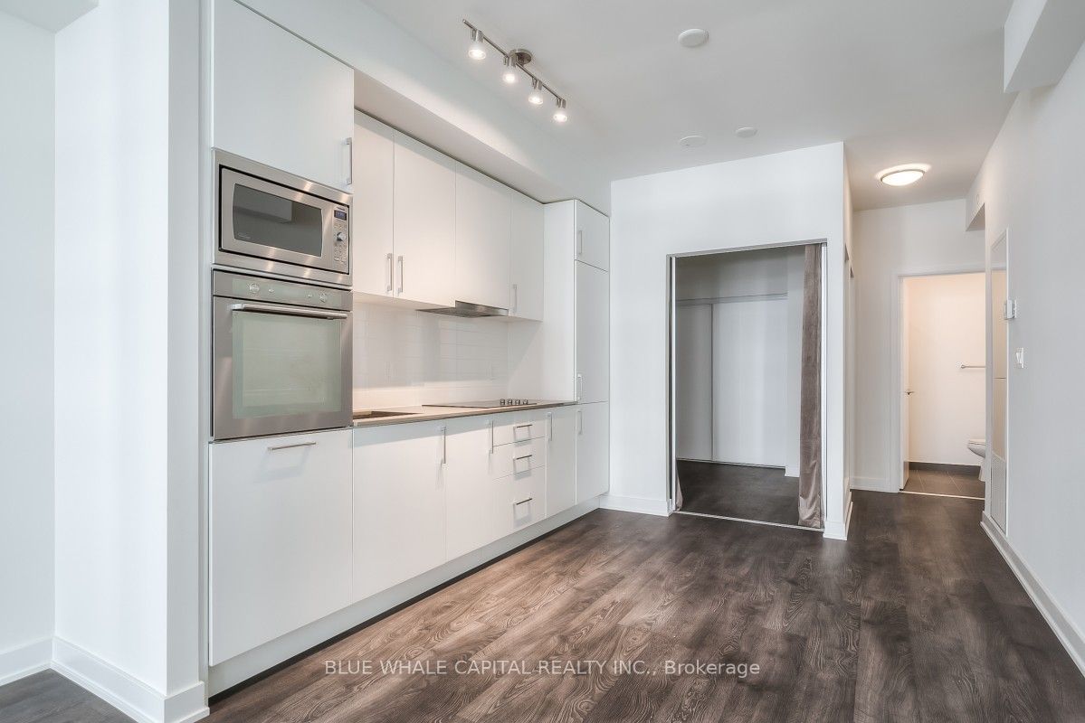 576 Front St W, unit 1216E for sale